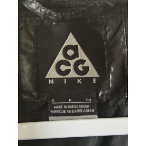 Nike ACG 800 Down Puffer Jacket Coat Retro Sportswear Black Small - Picture 2 of 8